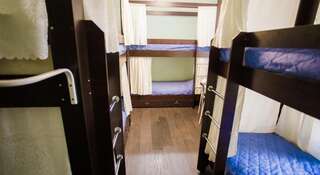 Гостиница Rocket Hostel Новосибирск Кровать в общем 6-местном номере для мужчин и женщин-2